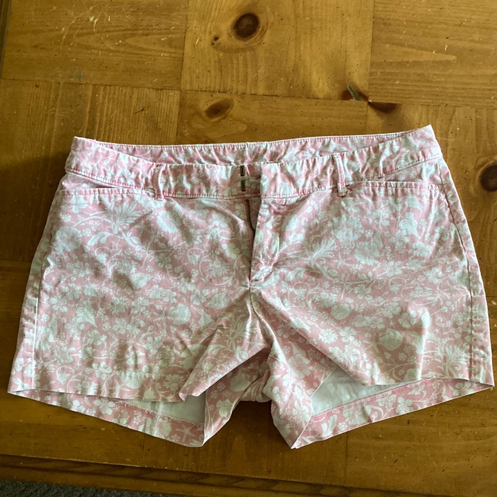 Old Navy 3-in inseam Pink Floral Shorts